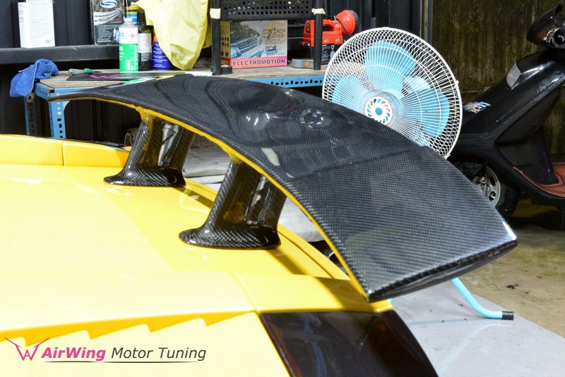 Lamborghini LP 570  Carbon Trunk Spoiler 3